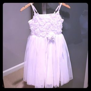 Girl’s white fancy dress size 8 (kid)